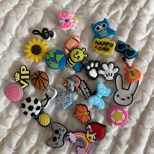 Random assorted croc charms